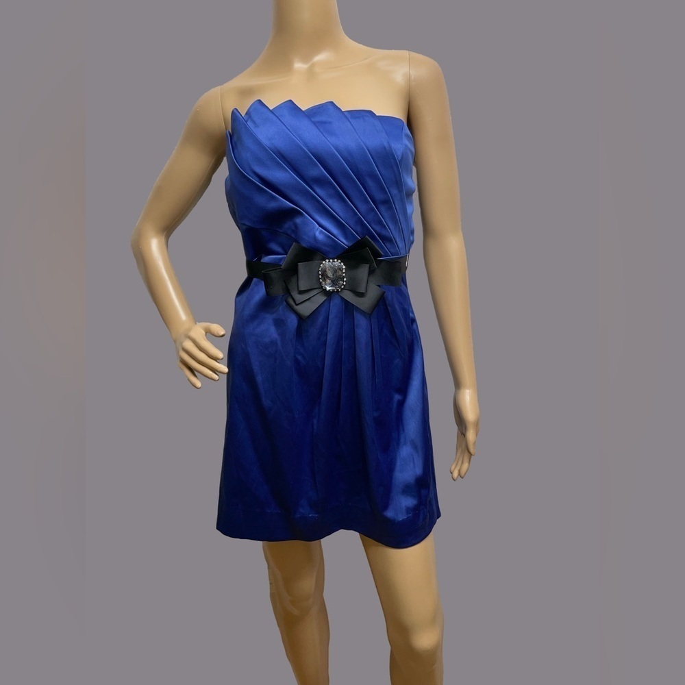 😍Elegant Blue Strapless Dress